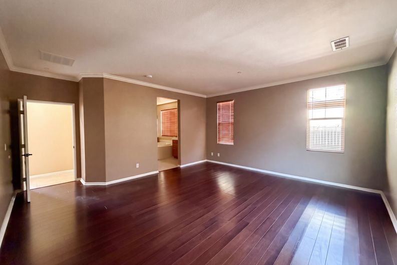 Photo 4 of 39 of 2954 Rangpur Ct, Escondido, CA