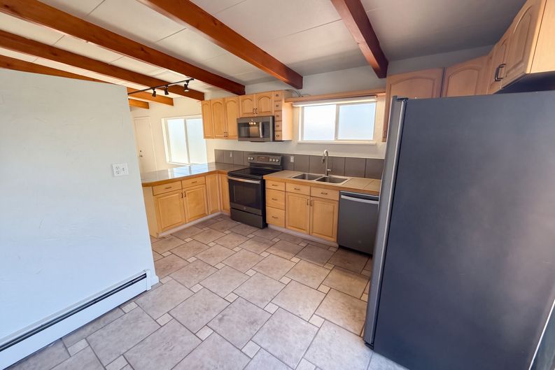 Photo 11 of 63 of 7811 W 62nd Ave, Arvada, CO