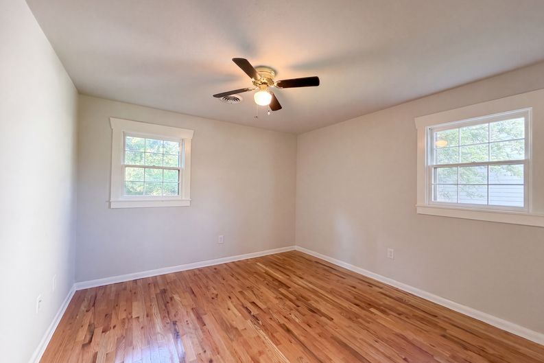 Photo 10 of 21 of 509 Drake Ave, Nashville, TN