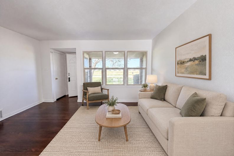 Photo 3 of 17 of 2901 Acton School Rd, Granbury, TX