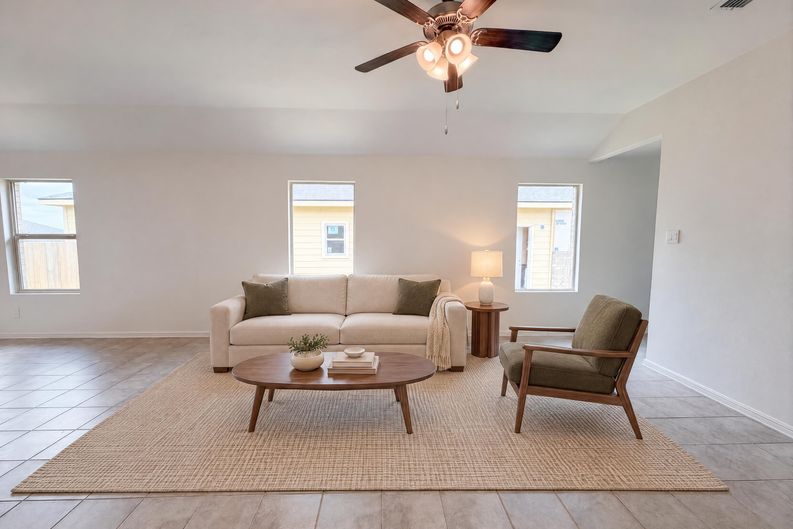 Photo 8 of 16 of 13592 Gunsmoke Ln, Cresson, TX