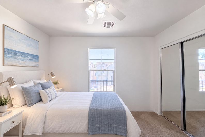 Photo 12 of 50 of 1515 E Bloch Rd, Phoenix, AZ