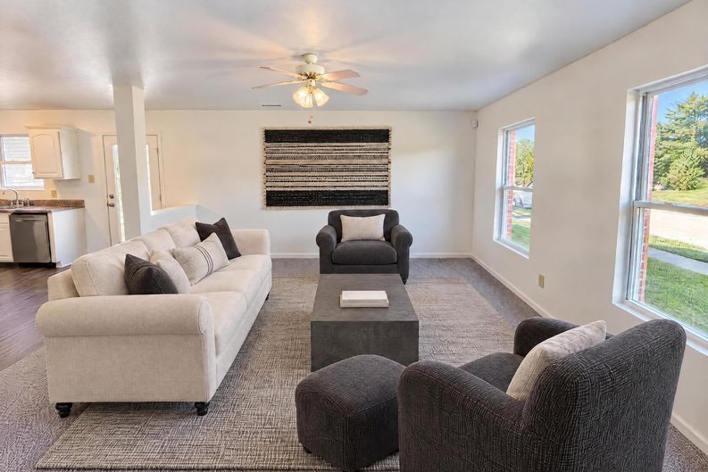 Photo 5 of 20 of 10133 Cumberland Pointe Blvd, Noblesville, IN