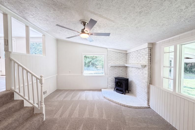 Photo 8 of 18 of 9801 Hannon Rd, Mint Hill, NC
