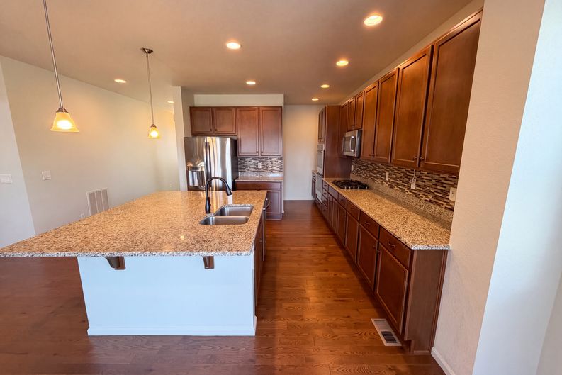 Photo 7 of 42 of 4219 Dunsinane Way, Castle Rock, CO