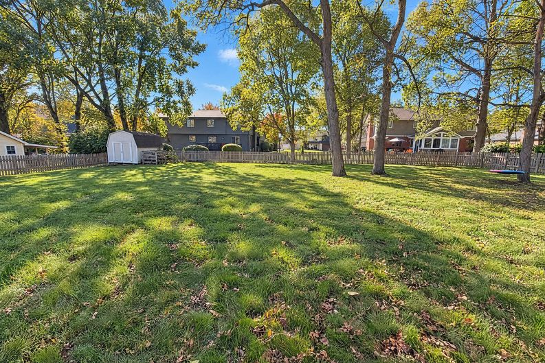 Photo 20 of 22 of 348 Haldale Dr, Carmel, IN