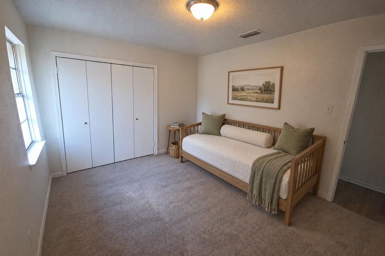 Photo 9 of 17 of 1500 Dallas St, Killeen, TX