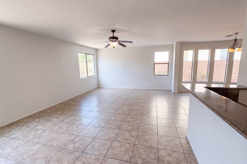 Photo 13 of 47 of 17641 W Valentine St, Surprise, AZ
