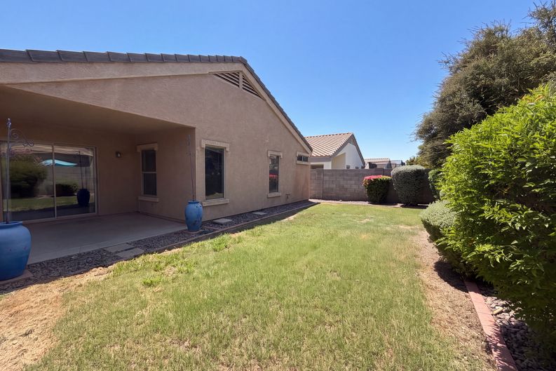 Photo 5 of 17 of 426 E Payton St, San Tan Valley, AZ