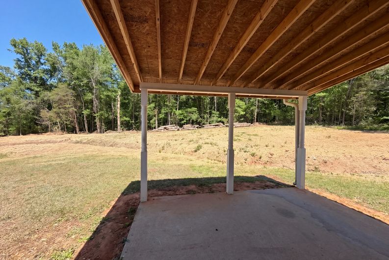 Photo 24 of 26 of 130 White Acres Dr, Stockbridge, GA