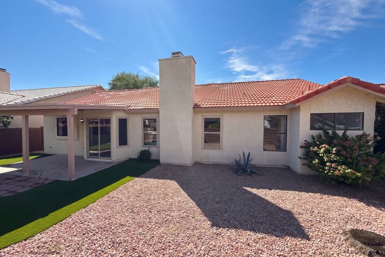 Photo 5 of 26 of 5310 W Grouse Way, Tucson, AZ