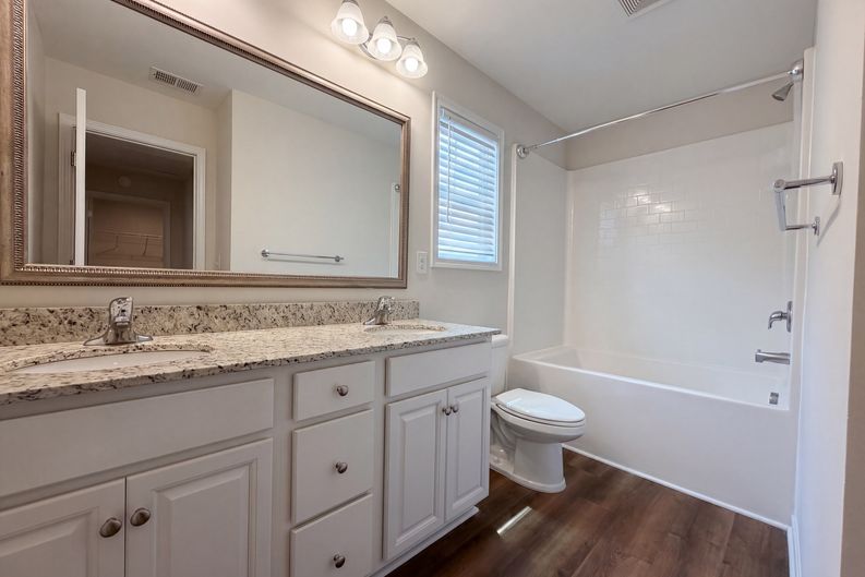 Photo 15 of 22 of 164 Highland Park Ct, Easley, SC