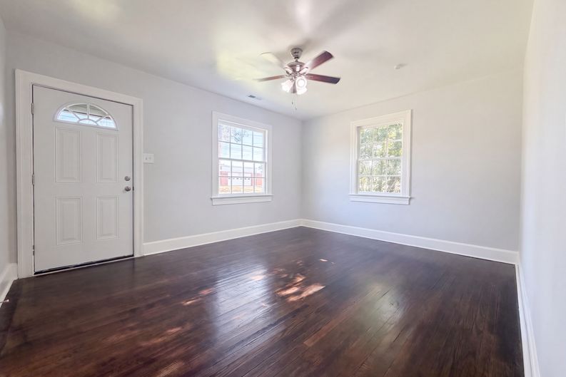 Photo 9 of 17 of 1612 Beech St, Goldsboro, NC