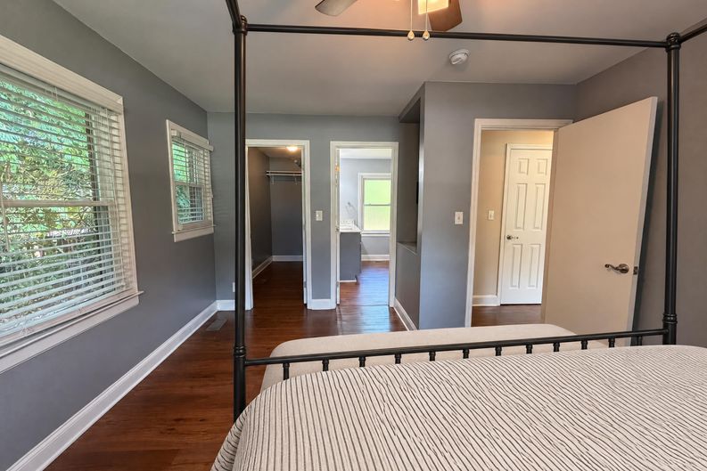 Photo 4 of 17 of 2154 Rosewood Dr, Rock Hill, SC