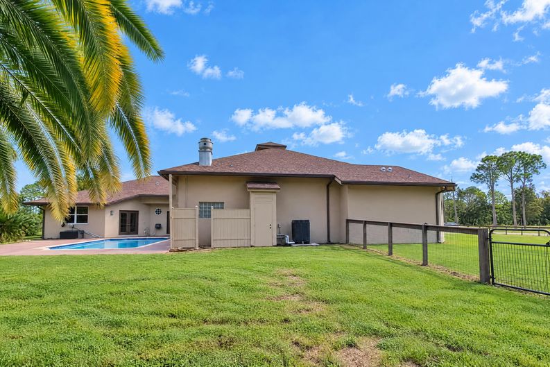 Photo 34 of 37 of 12795 79th Ct N, West Palm Beach, FL