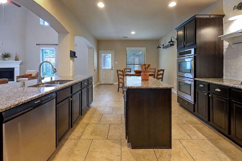 Photo 13 of 27 of 24542 N Denham Ridge Ln, Spring, TX