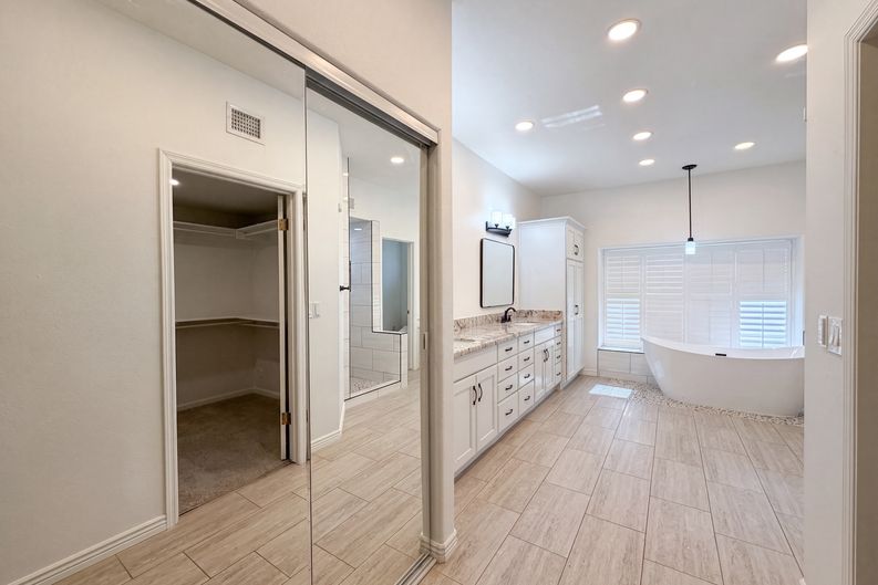 Photo 23 of 38 of 13816 N 50th St, Scottsdale, AZ