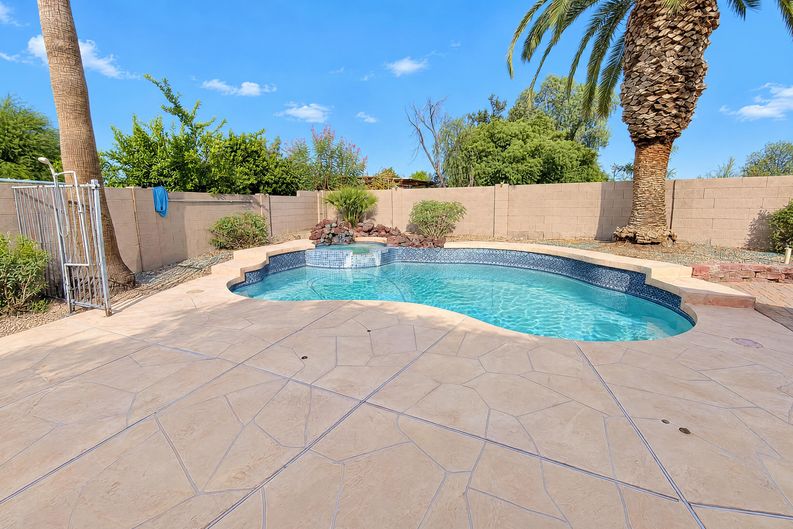 Photo 5 of 24 of 75 S Kingston St, Chandler, AZ