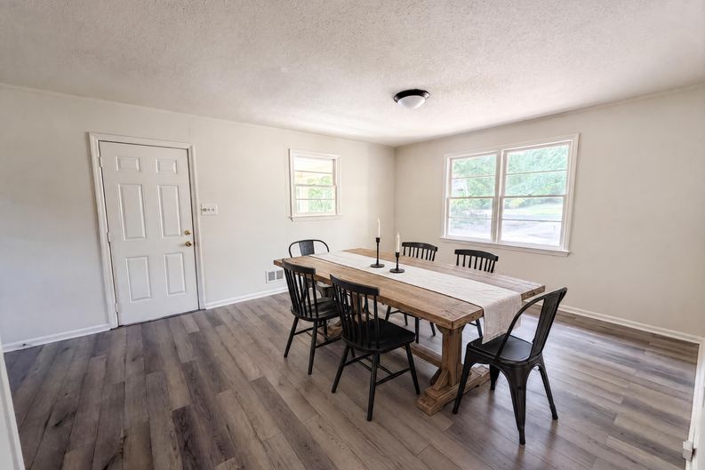 Photo 6 of 16 of 406 Lafayette Way, Camden, SC
