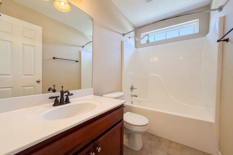 Photo 18 of 26 of 6937 Bucksland Dr, Ooltewah, TN