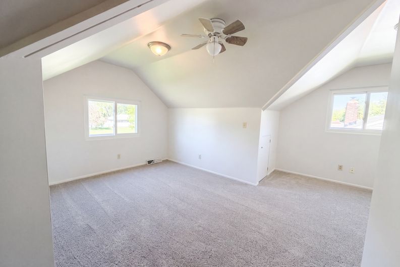 Photo 15 of 24 of 5444 Kenbridge Dr, Cleveland, OH