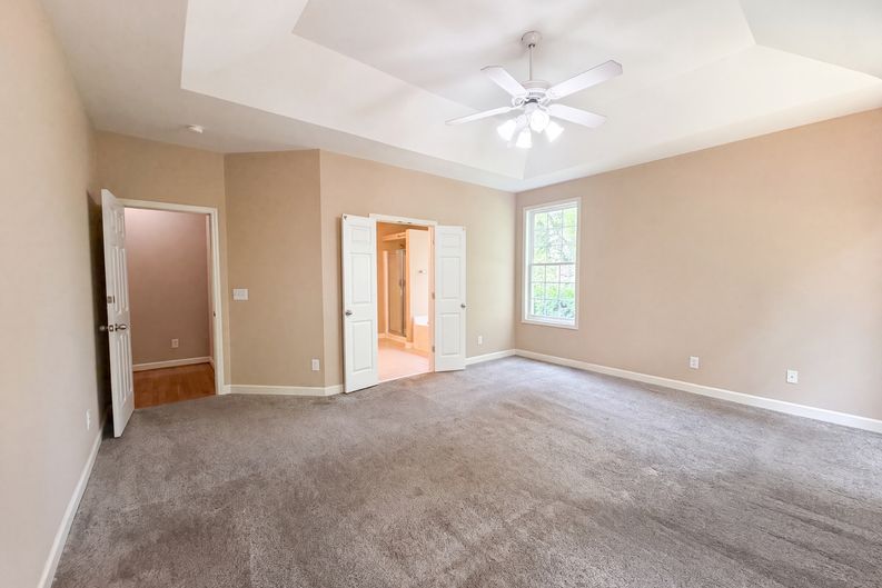 Photo 4 of 16 of 113 Vista Brooke Dr, Morrisville, NC