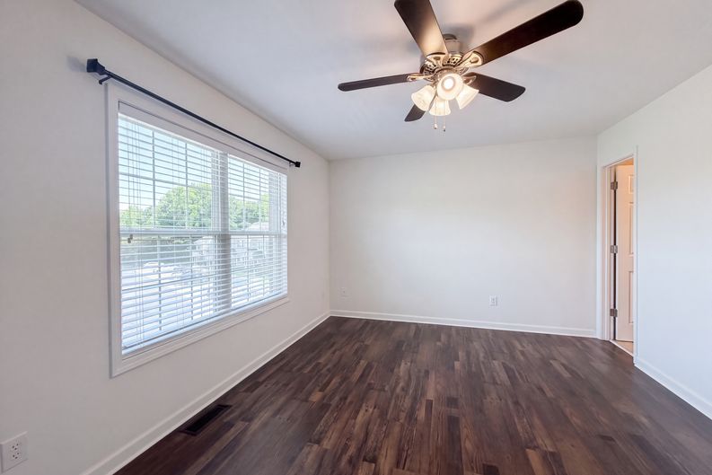 Photo 10 of 18 of 4207 Bentley Dr, Randleman, NC