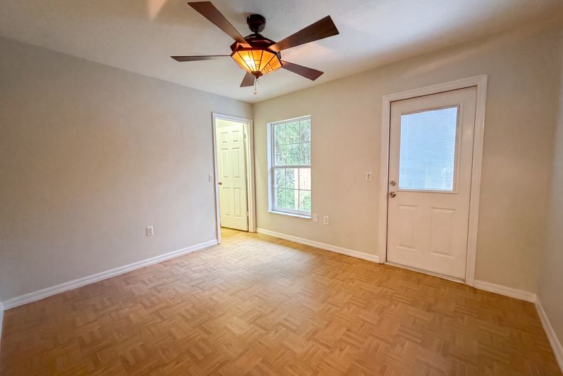 Photo 16 of 38 of 11540 Camp Dr, Dunnellon, FL
