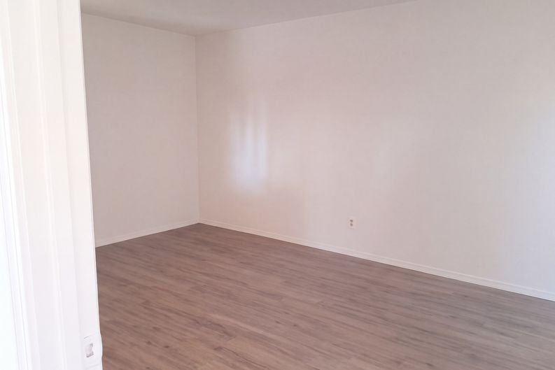 Photo 9 of 21 of 1817 Corte Eduardo St SW, Albuquerque, NM