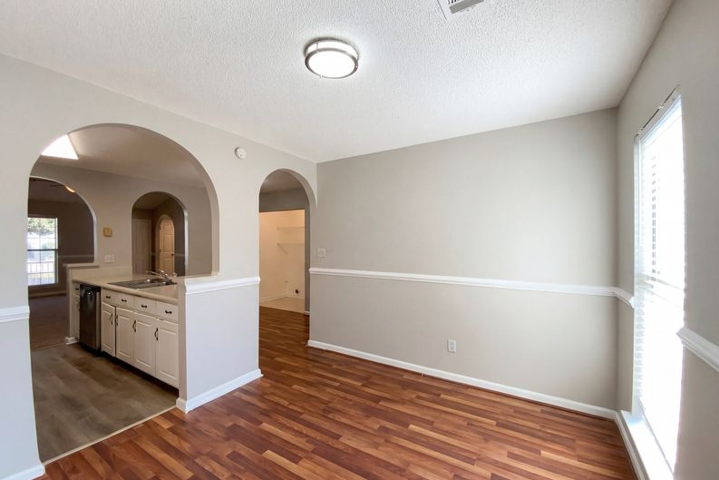 Photo 12 of 21 of 6773 Biscayne Blvd, Rex, GA