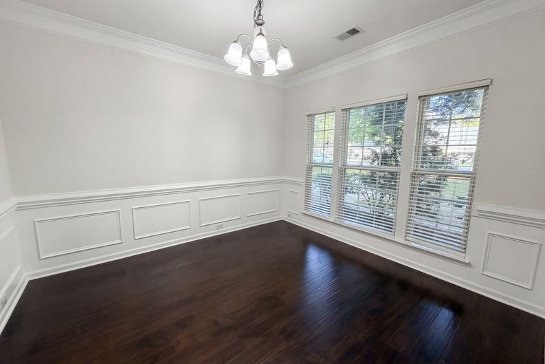 Photo 6 of 27 of 8692 Hickory Creek Ct, North Charleston, SC