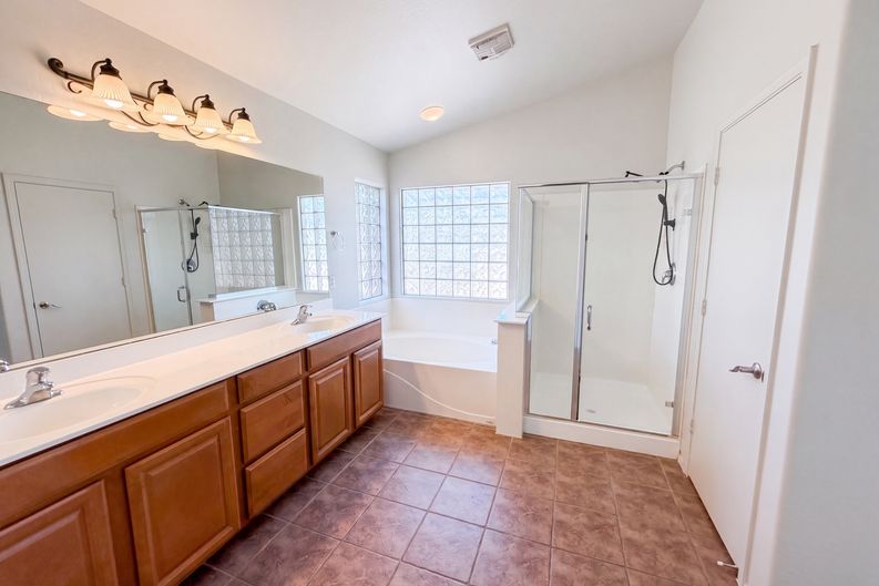Photo 15 of 30 of 25798 W Hilton Ave, Buckeye, AZ