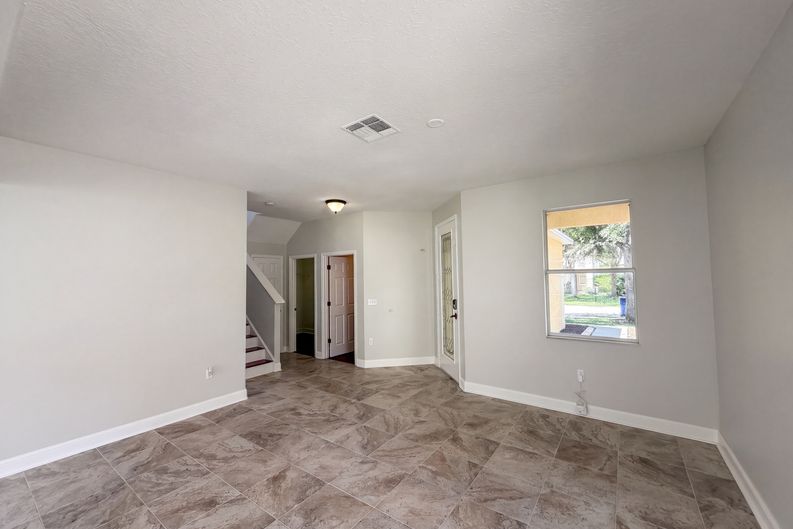 Photo 9 of 40 of 17534 Balmaha Dr, Land O Lakes, FL