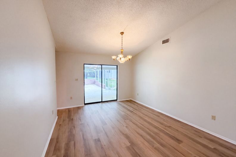 Photo 5 of 21 of 466 Leland Dr, Deltona, FL