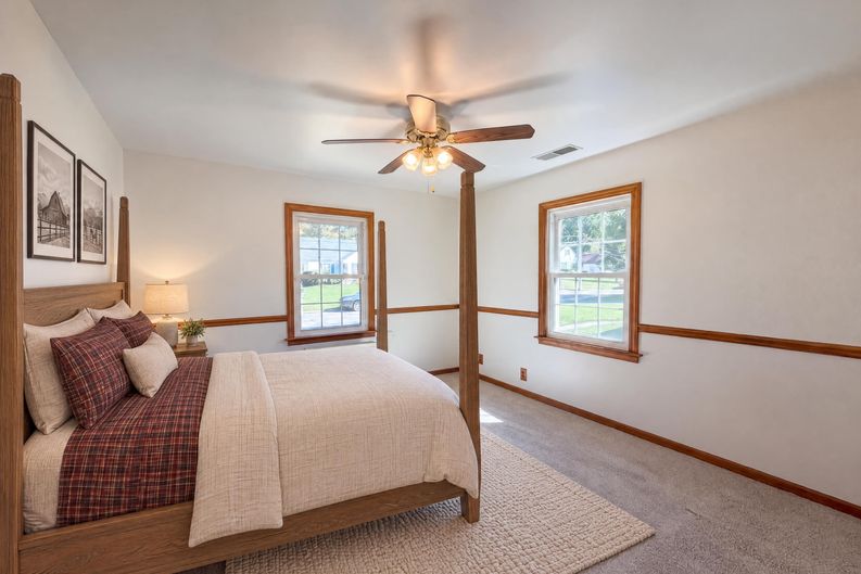 Photo 8 of 20 of 6971 Warder Dr, Cincinnati, OH