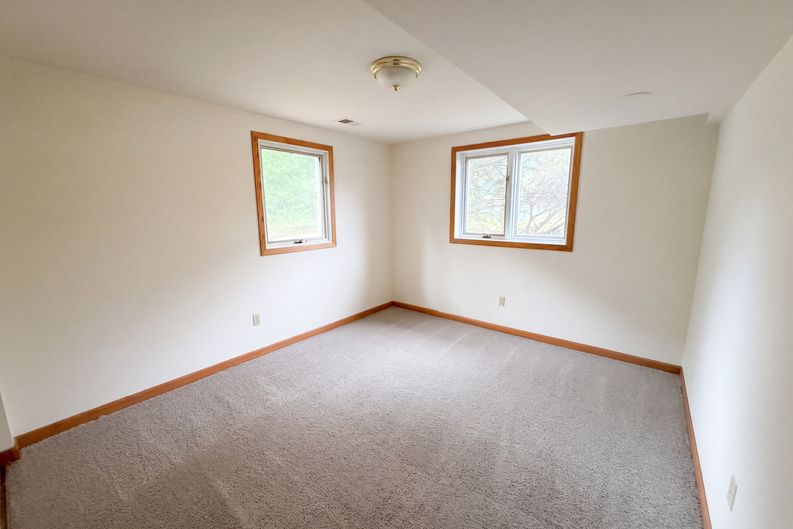 Photo 17 of 24 of 12228 Allen Dr, Burnsville, MN