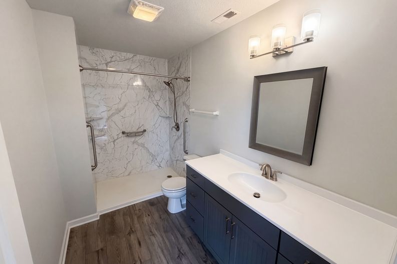 Photo 6 of 31 of 7910 Arvada Pl, Indianapolis, IN