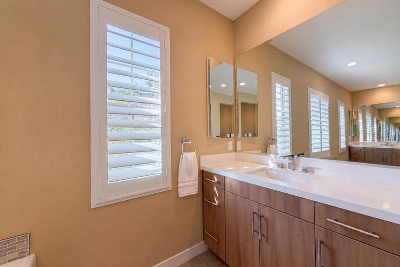 Photo 22 of 37 of 627 E Orange Blossom Way, Azusa, CA