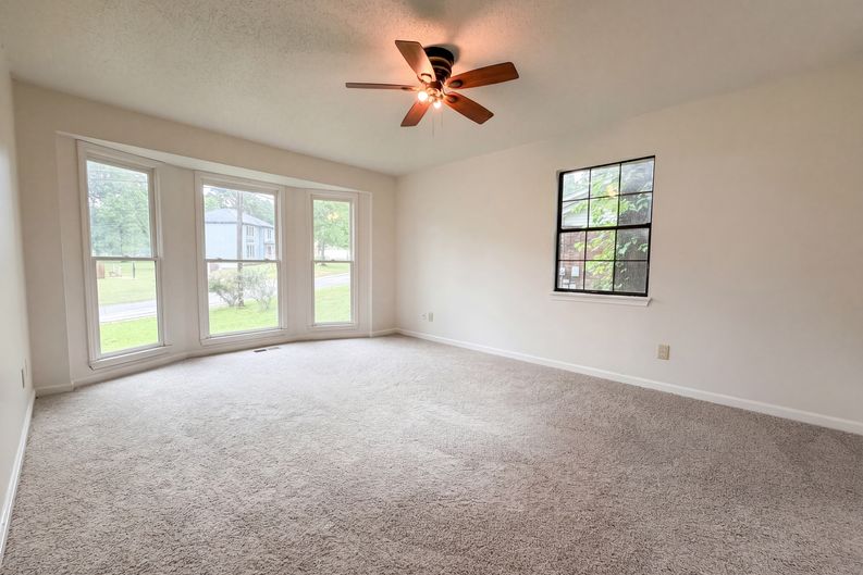 Photo 10 of 24 of 1223 6th St, Pleasant Grove, AL