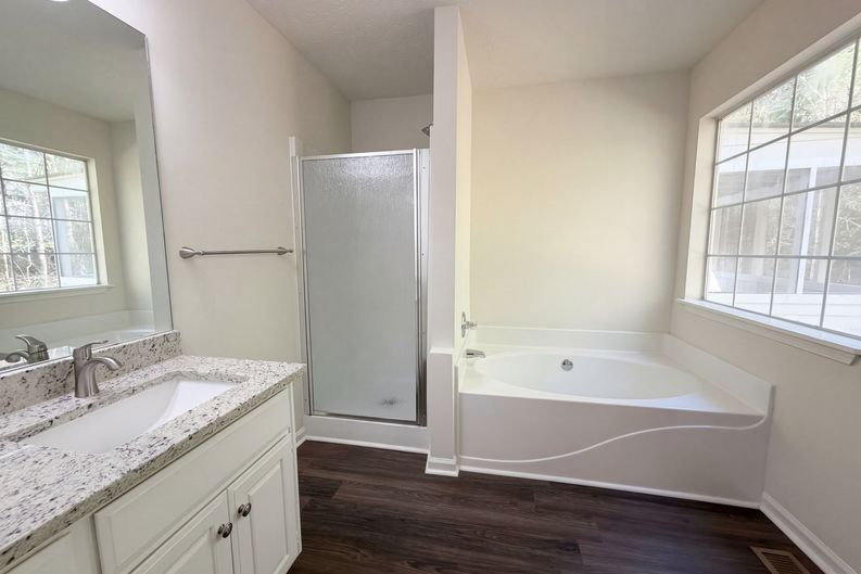 Photo 13 of 23 of 416 Busby Ln, Winder, GA