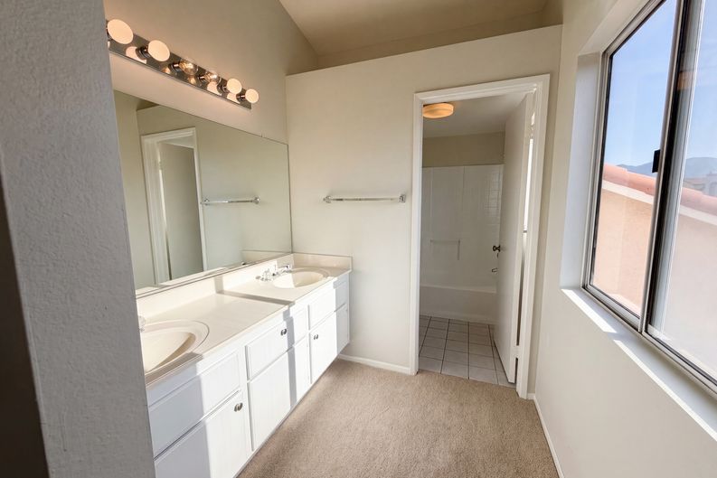Photo 19 of 23 of 2565 W Fairview Dr, Rialto, CA