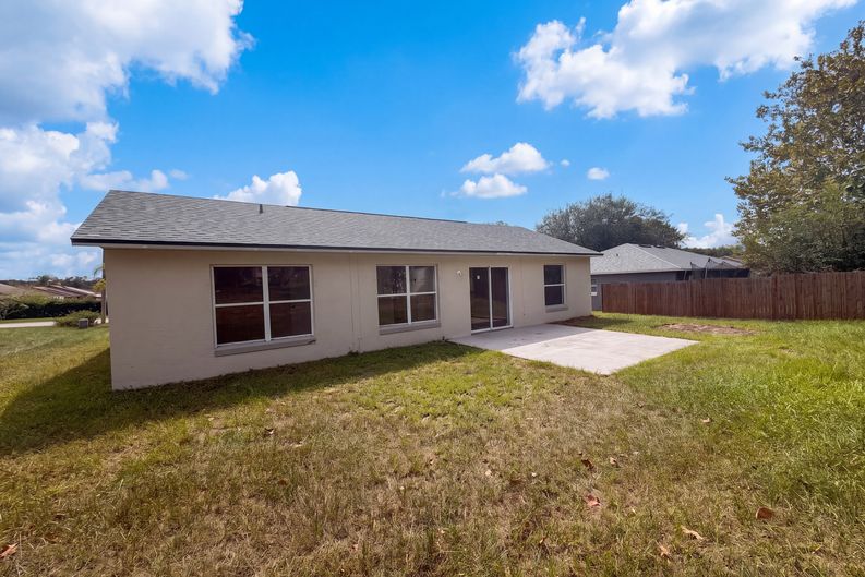 Photo 5 of 20 of 13319 Caspian Ln, Clermont, FL
