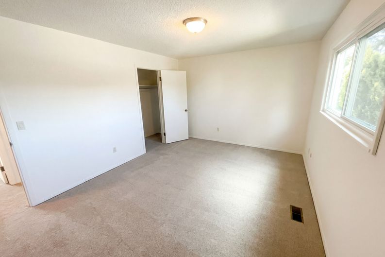 Photo 15 of 25 of 5655 Tomah Dr, Colorado Springs, CO