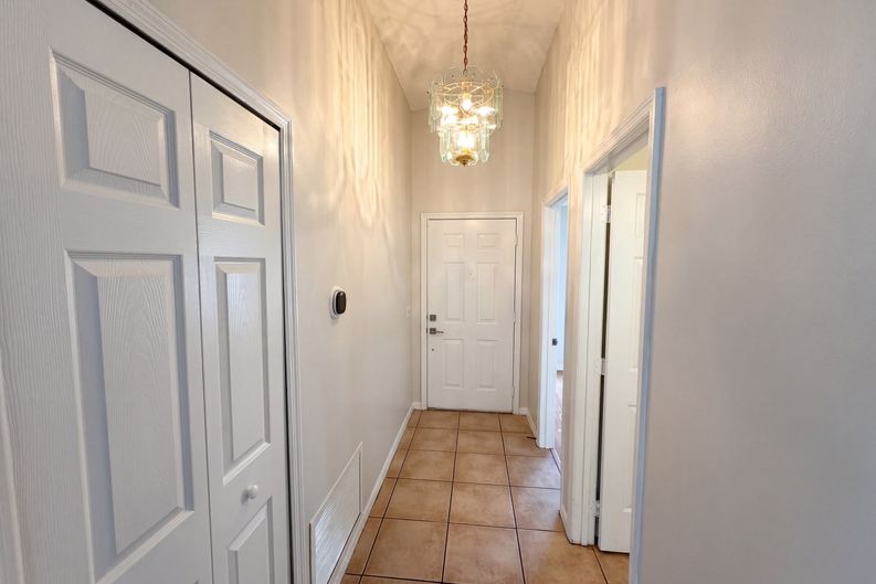 Photo 8 of 21 of 9814 Dean Cove Ln, Orlando, FL