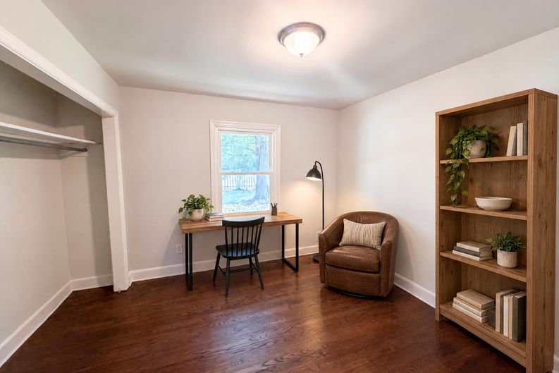 Photo 4 of 23 of 927 Greenlawn Dr, Columbia, SC