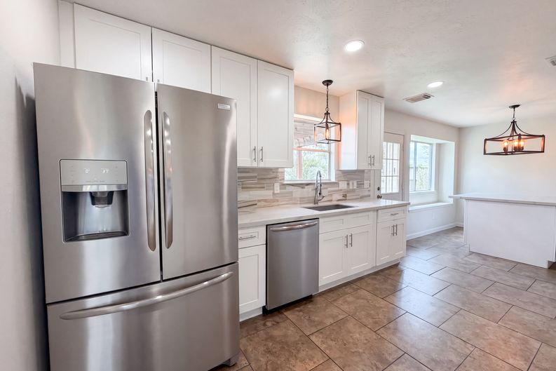 Photo 17 of 25 of 4519 S Ridgewalk Dr, Houston, TX