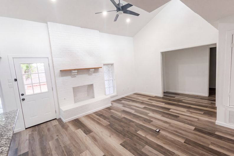 Photo 8 of 23 of 2114 NW 55th St, Lawton, OK