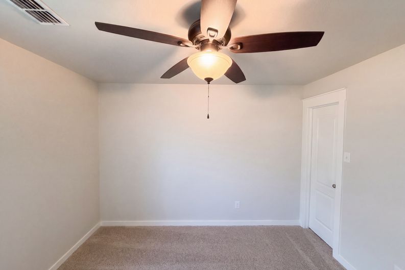 Photo 18 of 23 of 8956 Devonshire Dr, Fort Worth, TX