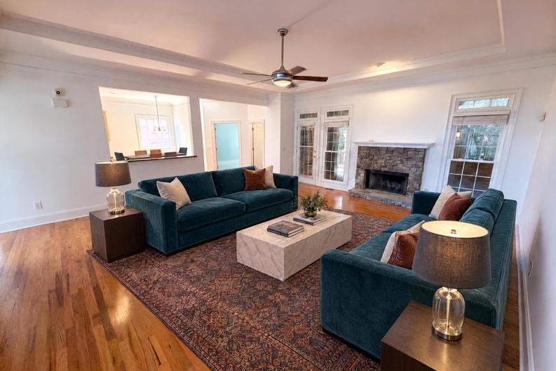 Photo 3 of 41 of 3725 Wescott Way, Sandy Springs, GA