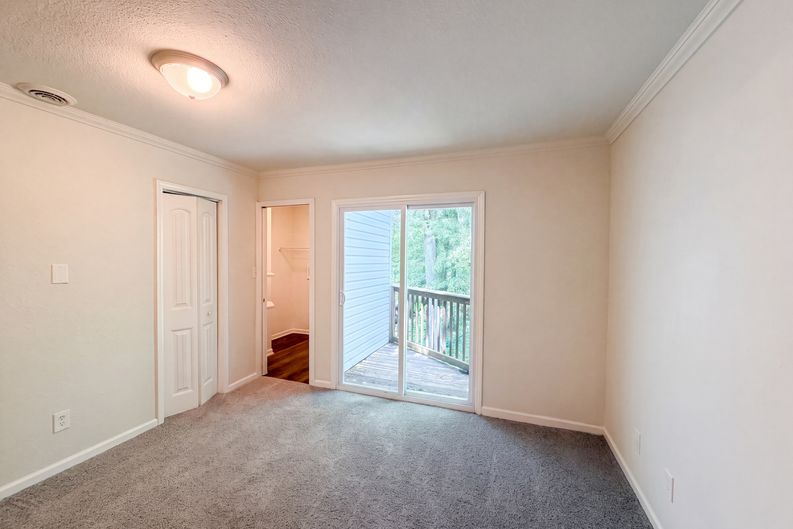 Photo 4 of 21 of 59 Hidden Springs Rd, Spartanburg, SC